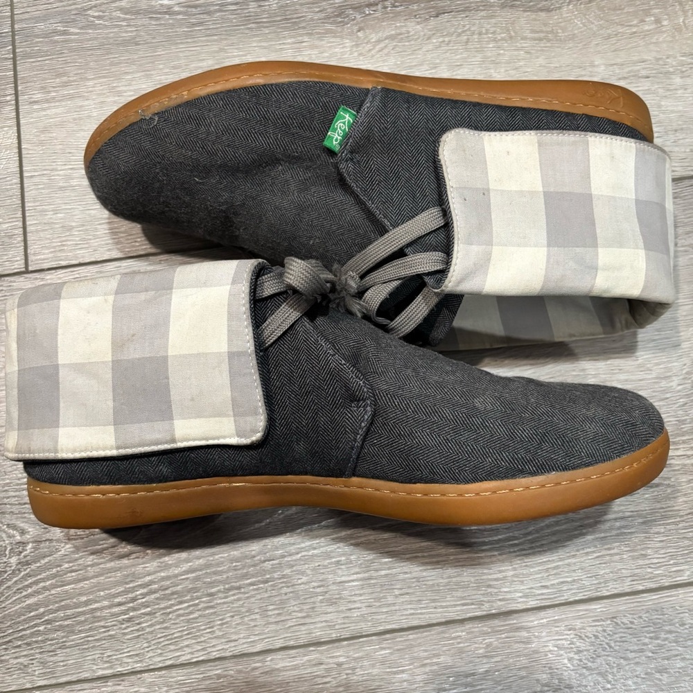 Keep gray and plaid dress/casual shoes